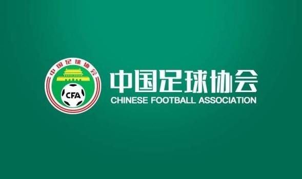 第15分钟，莱默尔右路传到禁区后点于帕梅卡诺头球顶高了。